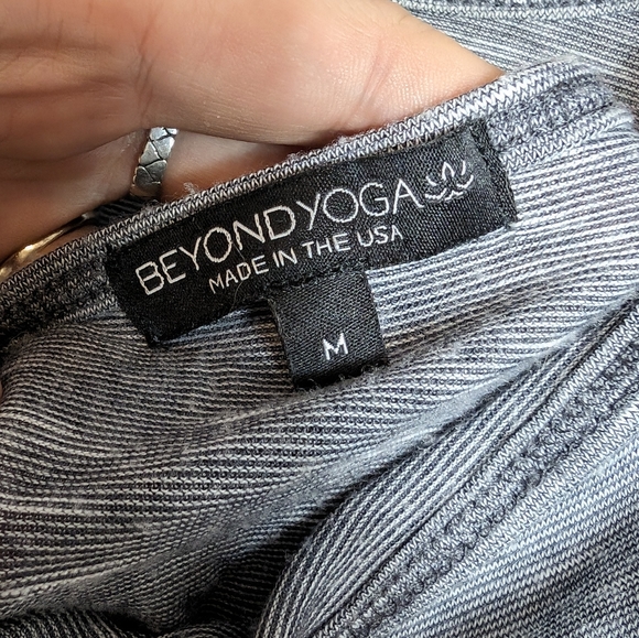 Beyond Yoga Heathered Blue Grey Cowl Neck Top - Picture 9 of 9